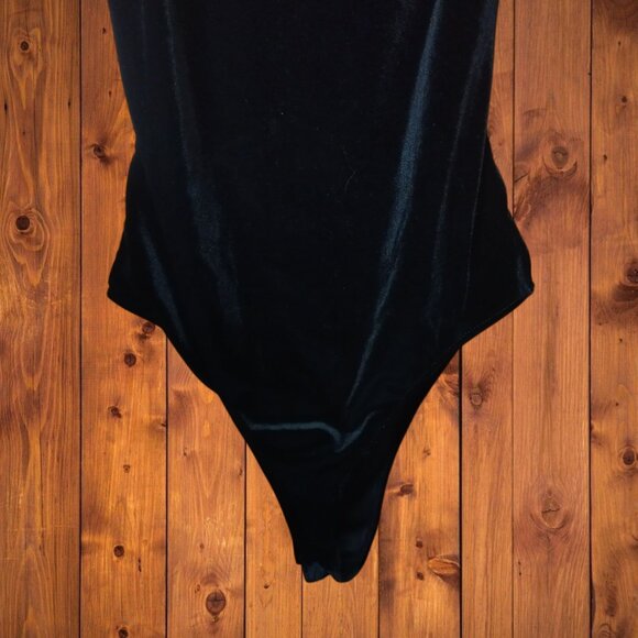 Zara  Women's XL Velvet Sleeveless Cutout Back Bodysuit Sexy Party Feminine - Picture 5 of 6